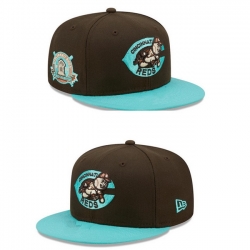 Cincinnati Reds Snapback Cap 26H X785